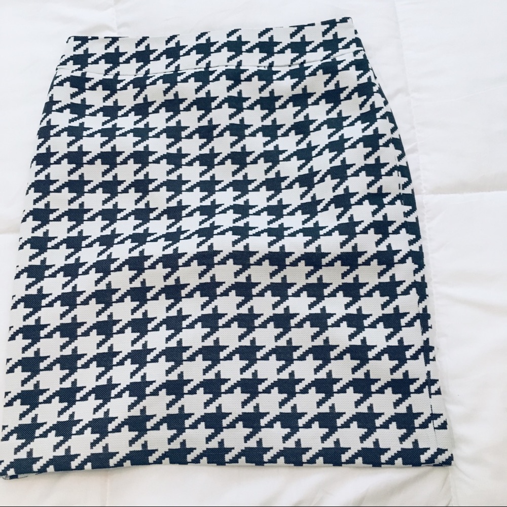 Banana Republic Houndstooth Skirt - 6